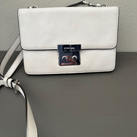 Michael Kors White Leather Crossbody Bag โ Silver Hardware-UPDATED PHOTOS - Picture 3 of 5